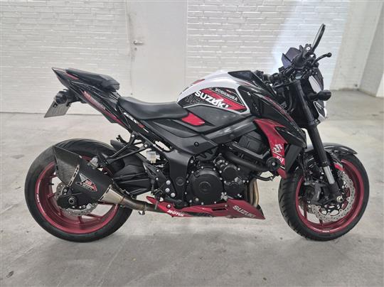 Suzuki GSX-S750 750 114HK 6g