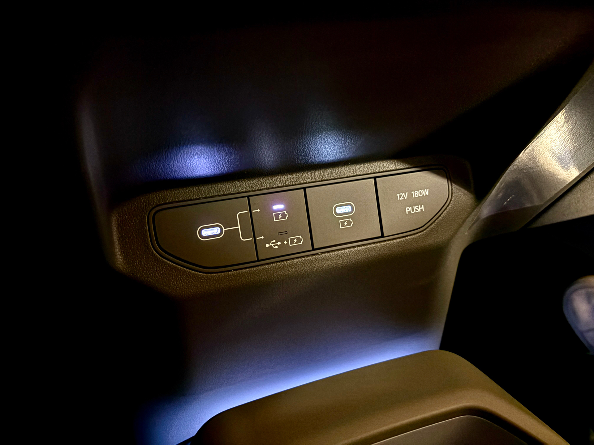 Billede af Kia EV3 EL Long Range Upgrade 204HK 5d Aut.