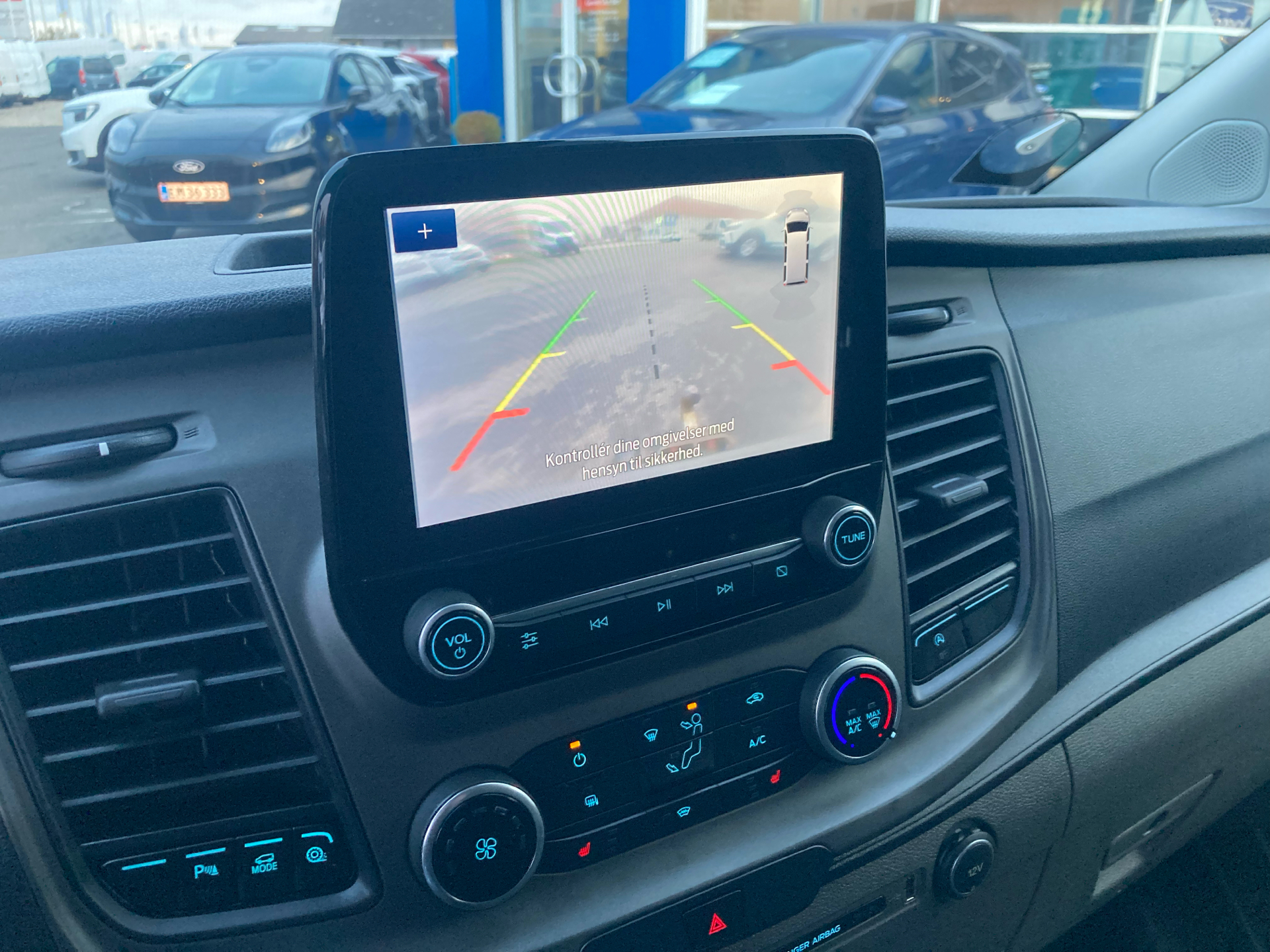 Billede af Ford Transit Custom 300 L2H1 2,0 TDCi Trend 130HK Van 6g