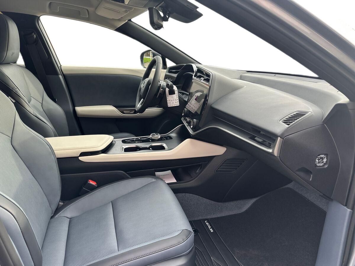 Billede af Lexus RZ 450e EL Executive Direct4 313HK 4d Aut.