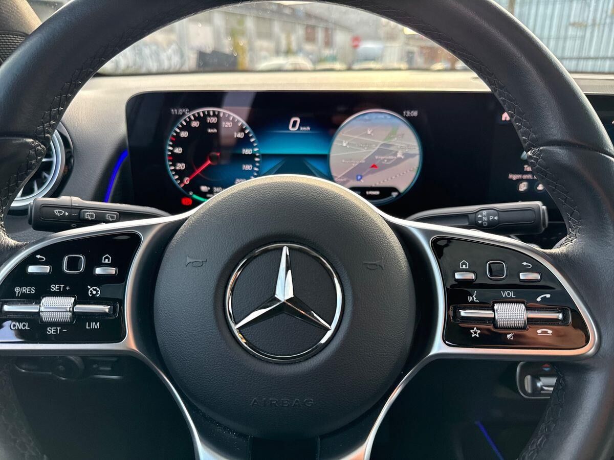 Billede af Mercedes-Benz EQB 250 EL Progressive 7 pers. 190HK 5d Aut.