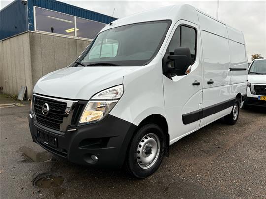 Nissan Interstar L2H2 2,3 DCi N-Connecta 150HK Van 6g