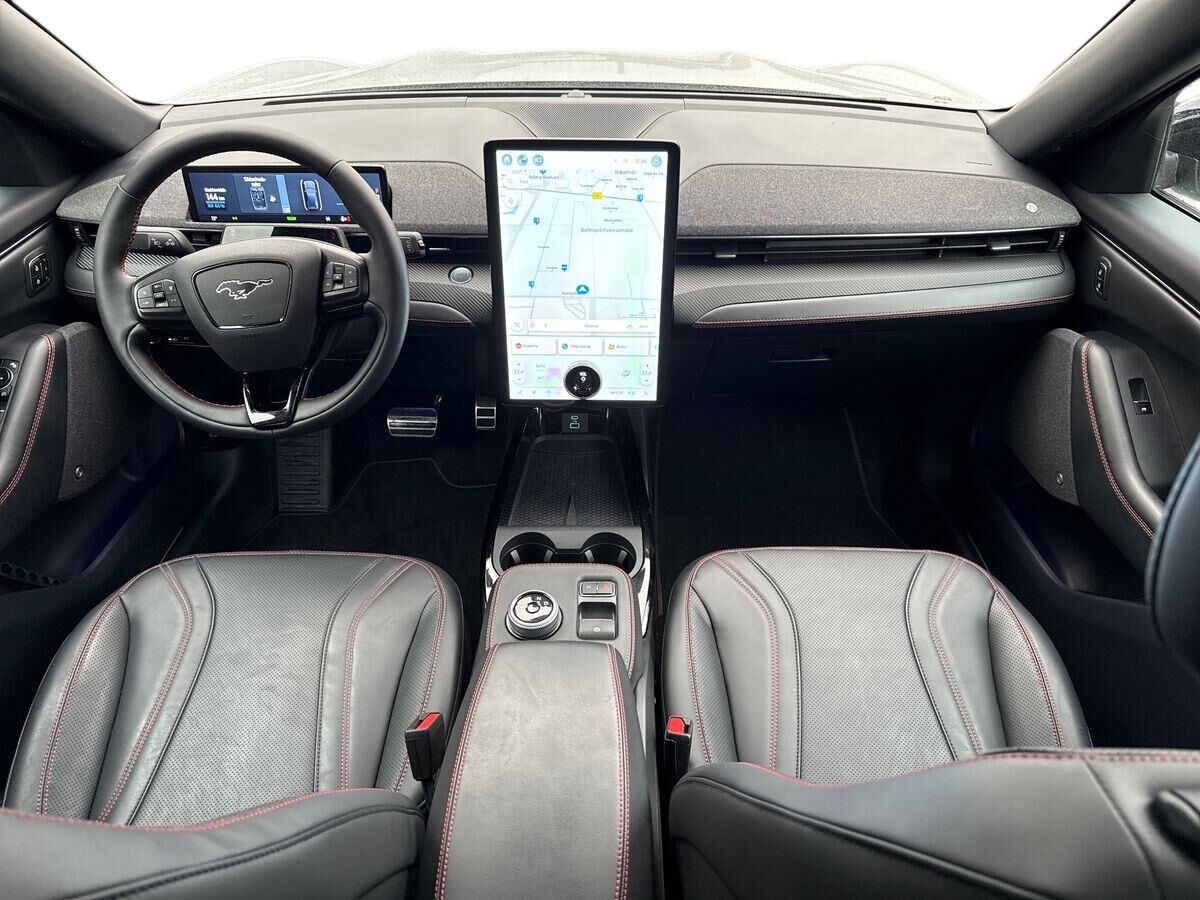 Billede af Ford Mustang Mach-E EL UR Premium AWD 351HK 5d Aut.