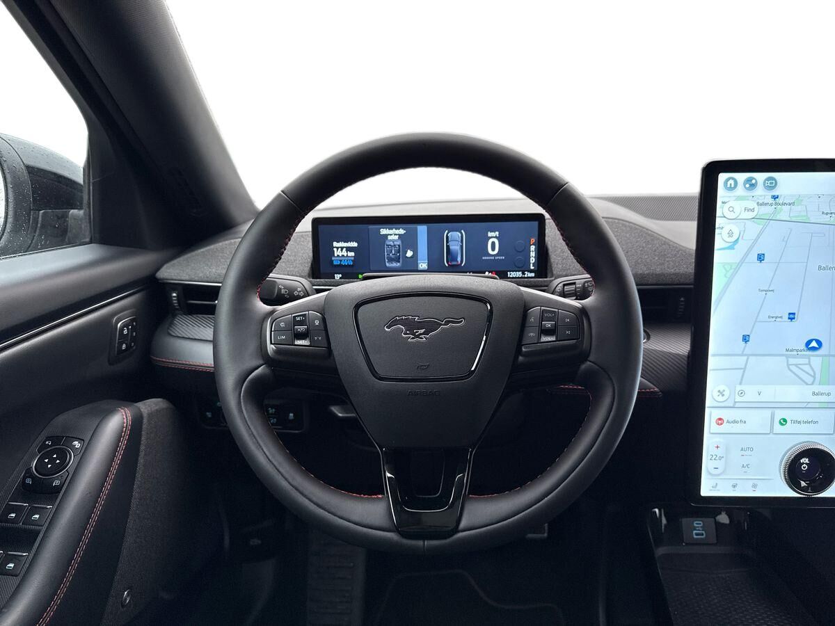 Billede af Ford Mustang Mach-E EL UR Premium AWD 351HK 5d Aut.