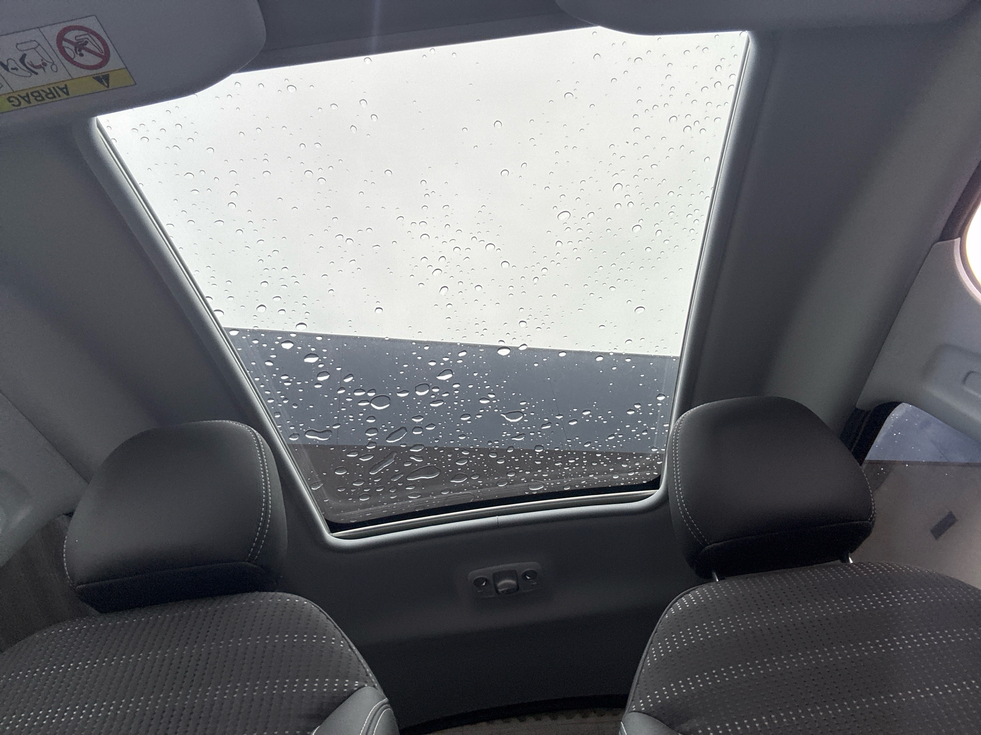 Billede af Peugeot 2008 1,2 e-THP Allure EAT6 110HK 6g Aut.