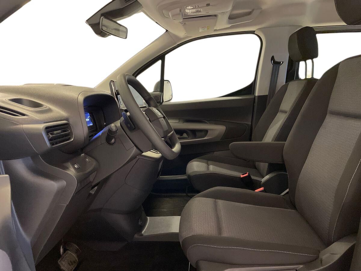 Billede af Toyota Proace City Verso Electric Medium EL Active 2 Skydedøre 136HK Aut.