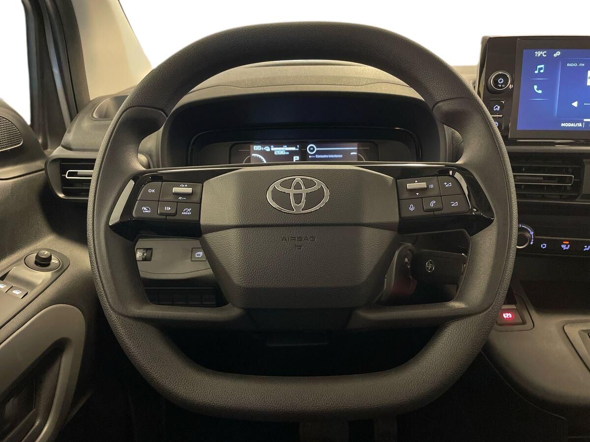 Billede af Toyota Proace City Verso Electric Medium EL Active 2 Skydedøre 136HK Aut.