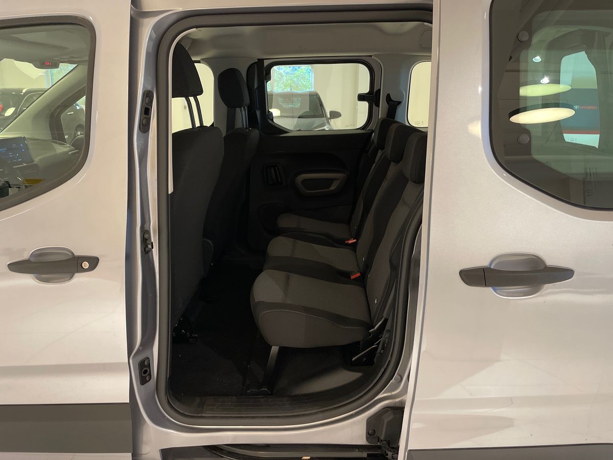 Billede af Toyota Proace City Verso Electric Medium EL Active 2 Skydedøre 136HK Aut.
