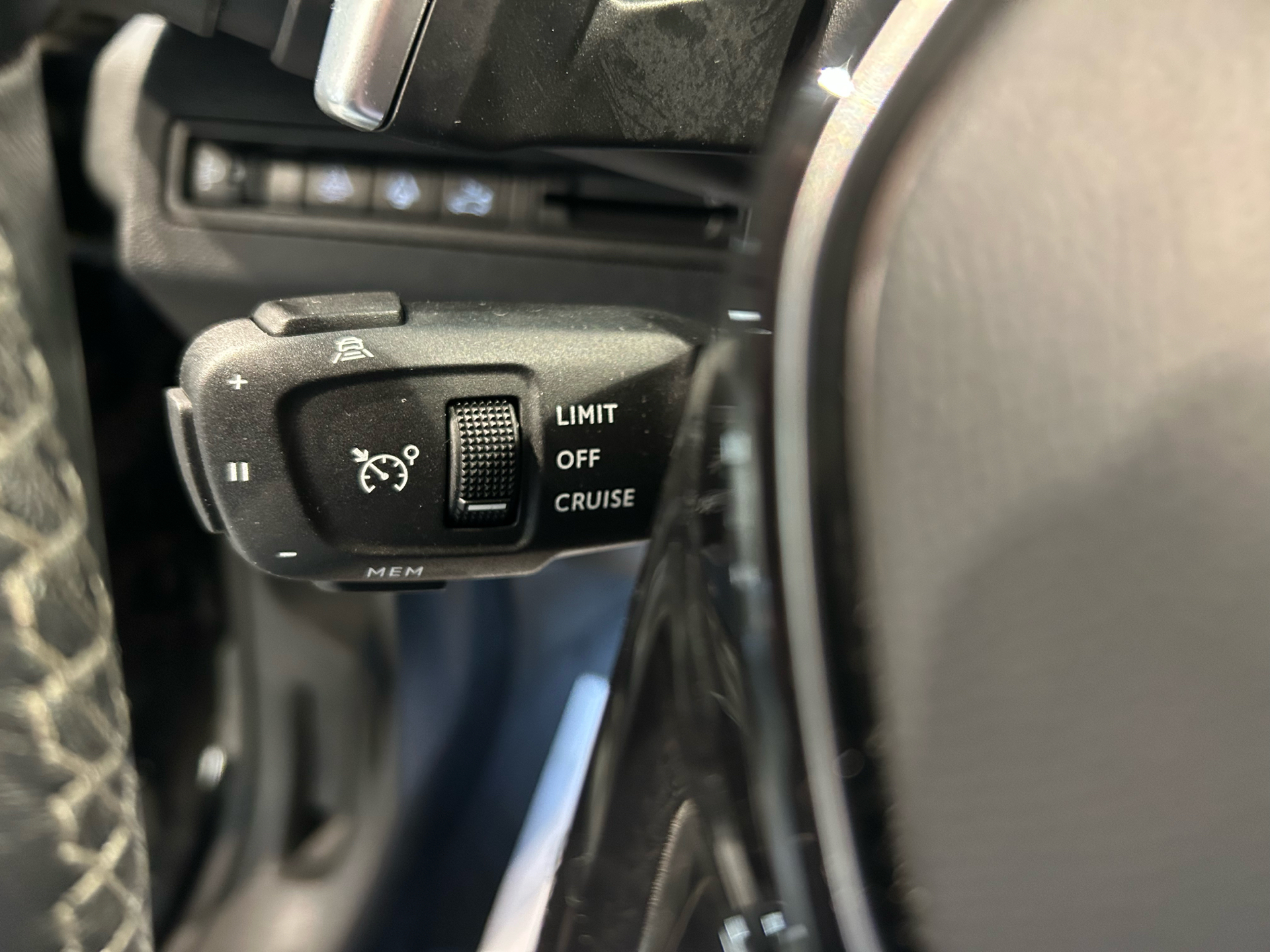 Billede af Peugeot 3008 1,5 BlueHDi Allure Pack EAT8 130HK 5d 8g Aut.