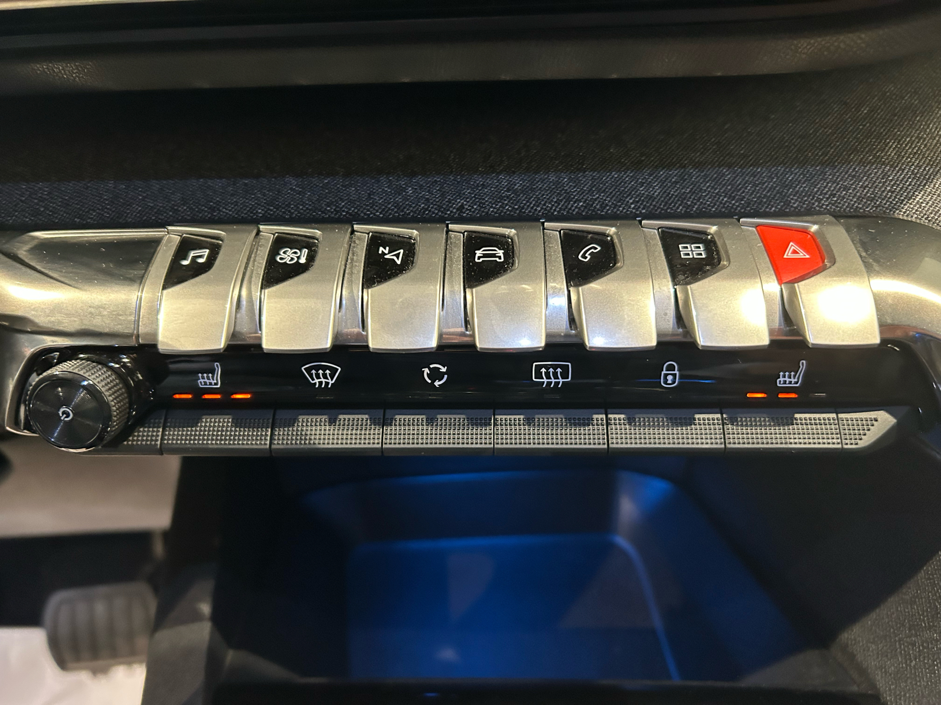 Billede af Peugeot 3008 1,5 BlueHDi Allure Pack EAT8 130HK 5d 8g Aut.