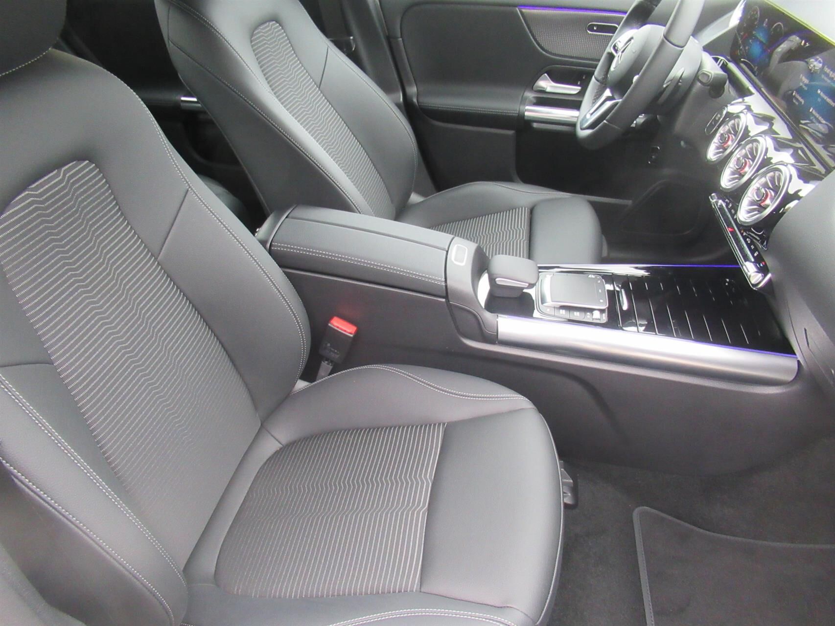 Billede af Mercedes-Benz EQA 250 EL Progressive 190HK 5d Aut.