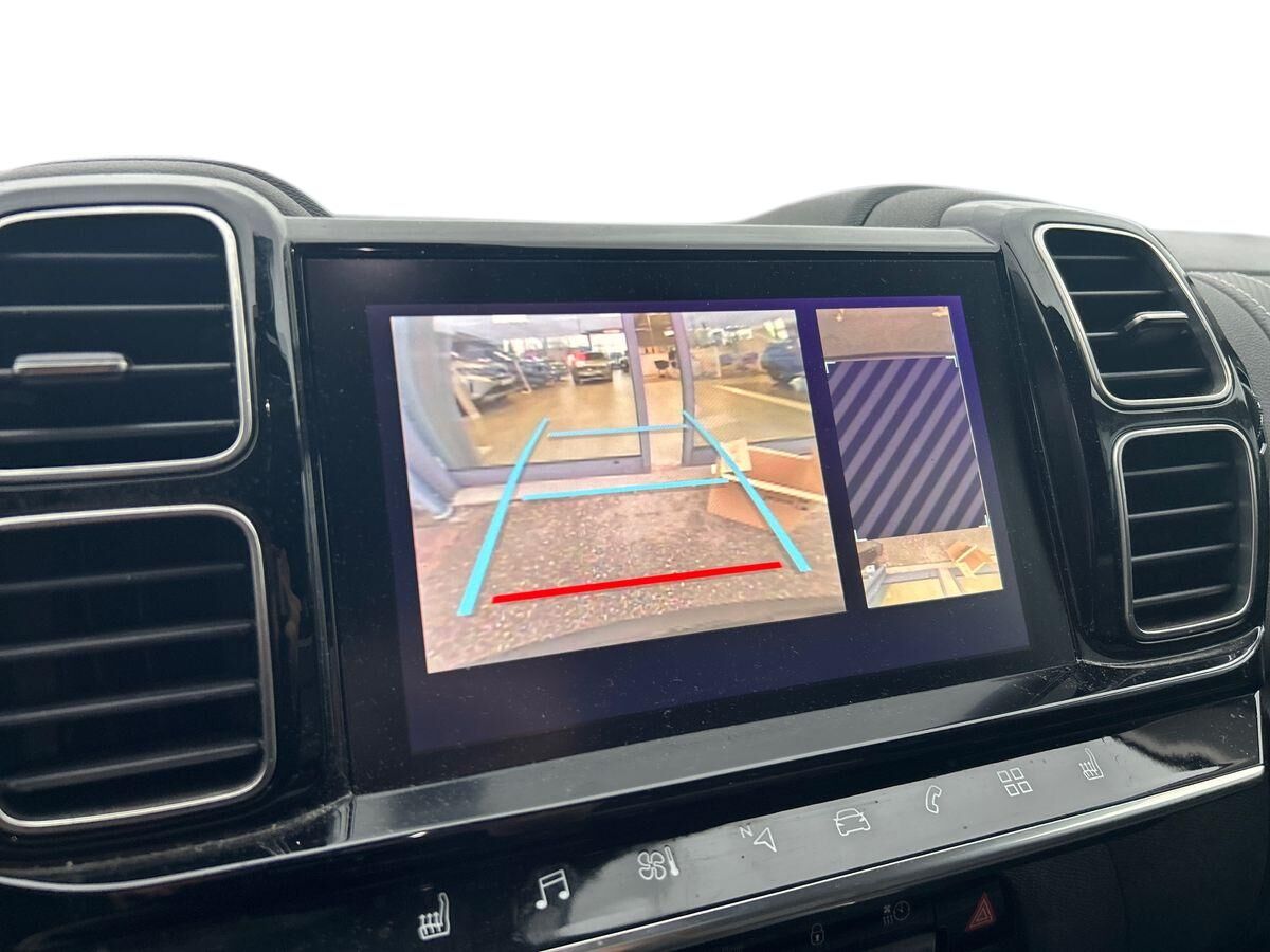 Billede af Citroën C5 Aircross 1,6 Plugin-hybrid Skyline EAT8 225HK 5d 8g Aut.