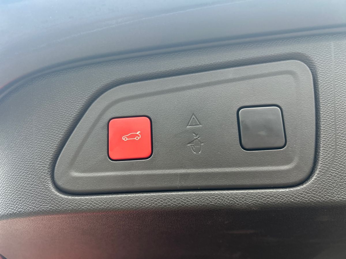 Billede af Citroën C5 Aircross 1,6 Plugin-hybrid Skyline EAT8 225HK 5d 8g Aut.