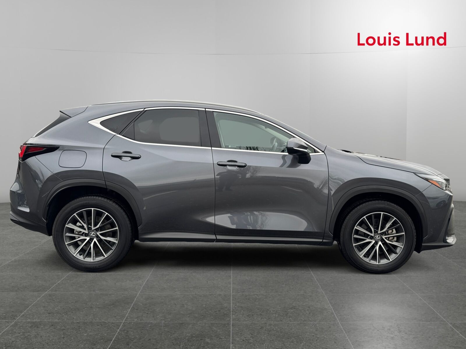 Billede af Lexus NX 450h+ 2,5 Plugin-hybrid Business Plus 4WD 309HK 5d Trinl. Gear