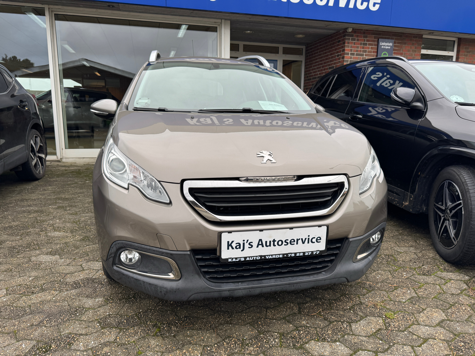 Billede af Peugeot 2008 1,2 e-THP Active 110HK