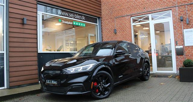 Billede af Ford Mustang Mach-E EL SR Premium AWD 269HK 5d Aut.