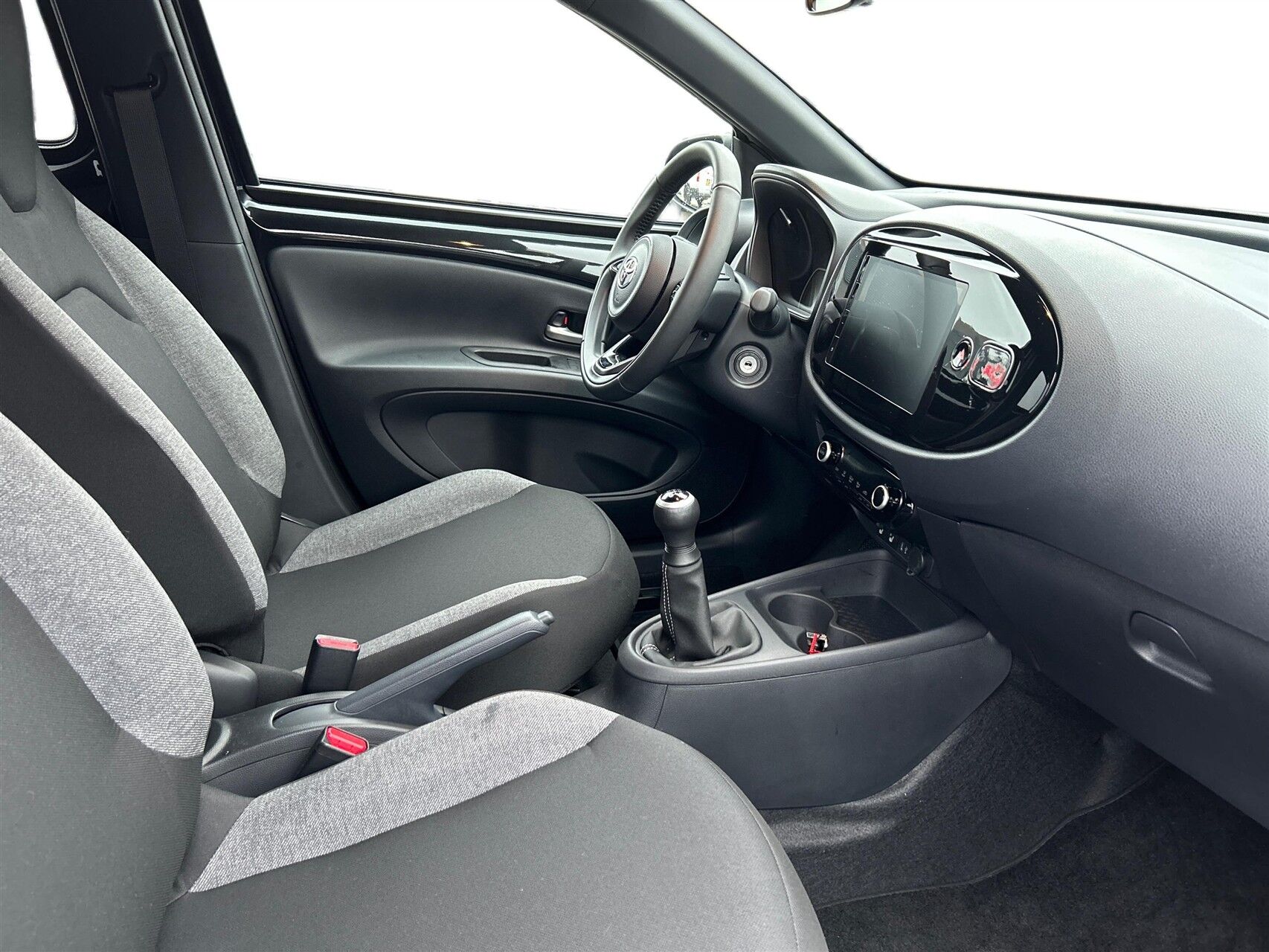 Billede af Toyota Aygo X 1,0 VVT-I Active 72HK 5d