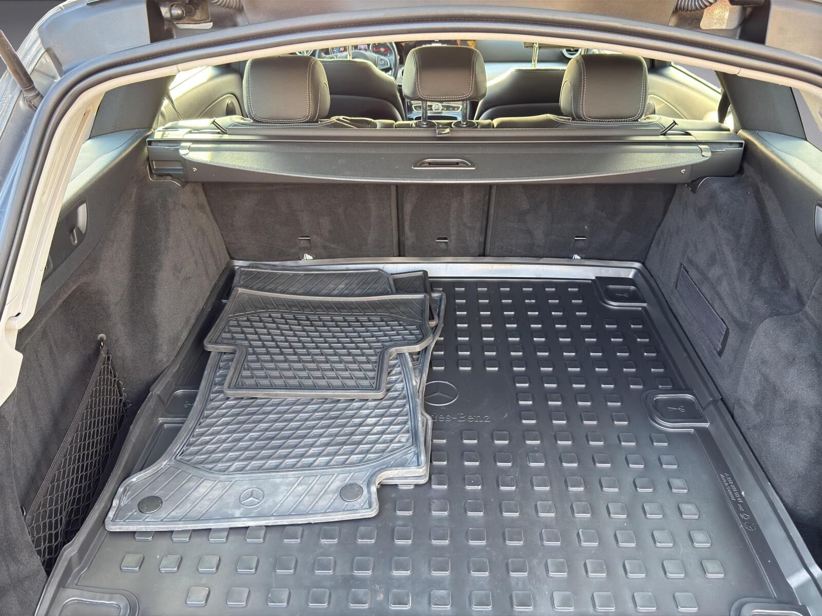 Billede af Mercedes-Benz E220 d T 2,0 D Business 9G-Tronic 194HK Stc 9g Aut.