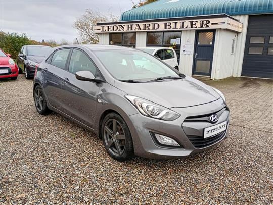 Hyundai i30 1,4 CRDi Classic A/C 90HK 5d 6g