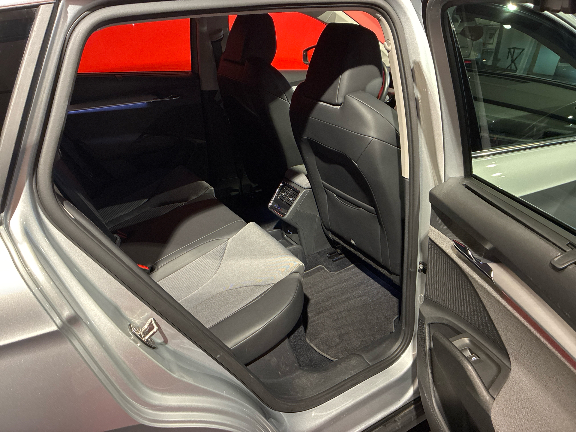 Billede af Skoda Enyaq iV 85x EL Premium 4x4 286HK 5d Aut.