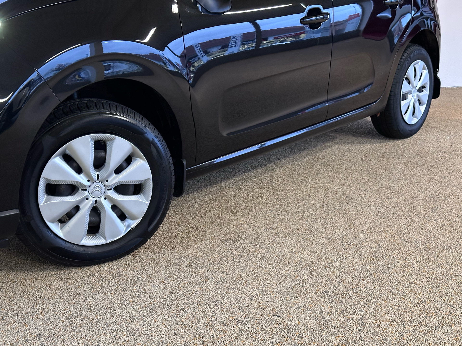 Billede af Citroën C3 1,2 PureTech Iconic 82HK 5d