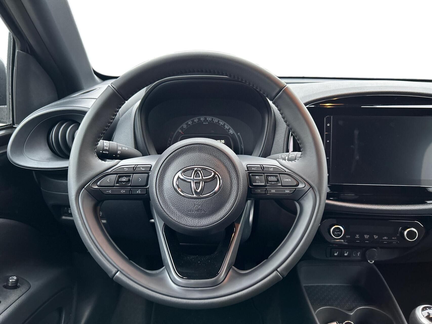 Billede af Toyota Aygo X 1,0 VVT-I Active 72HK 5d