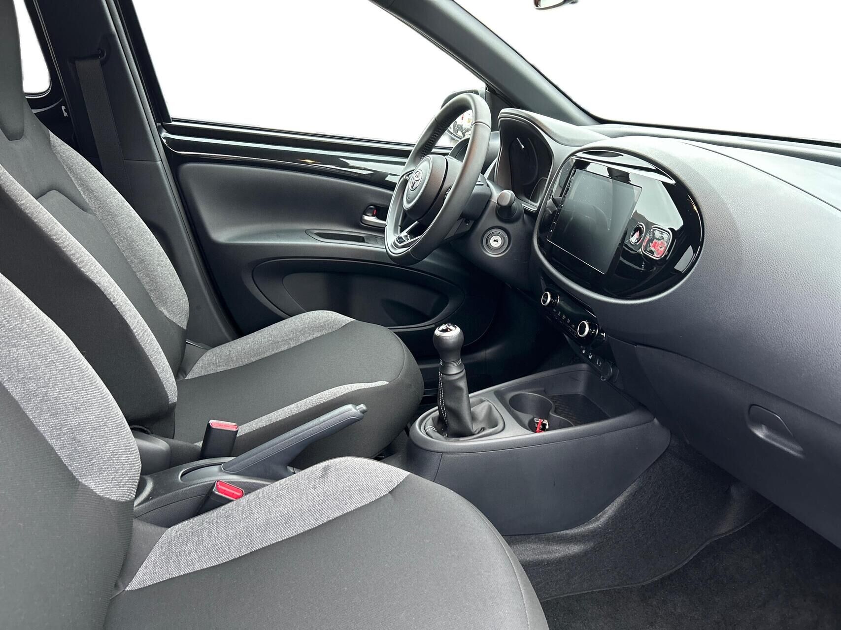 Billede af Toyota Aygo X 1,0 VVT-I Active 72HK 5d