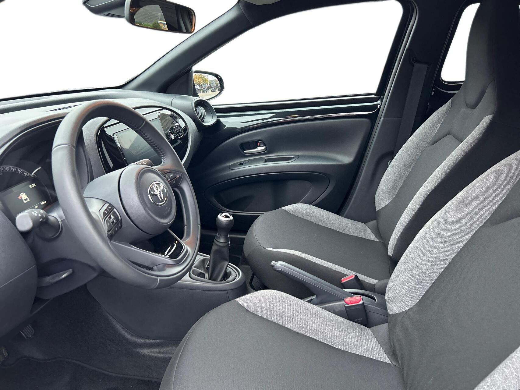 Billede af Toyota Aygo X 1,0 VVT-I Active 72HK 5d