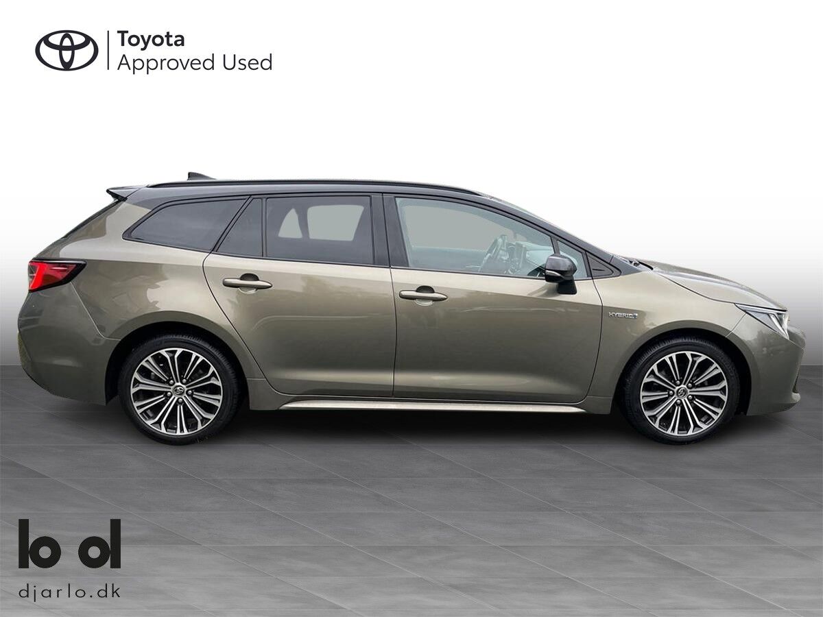 Billede af Toyota Corolla Touring Sports 1,8 Hybrid H3 Premium E-CVT 122HK Stc Trinl. Gear