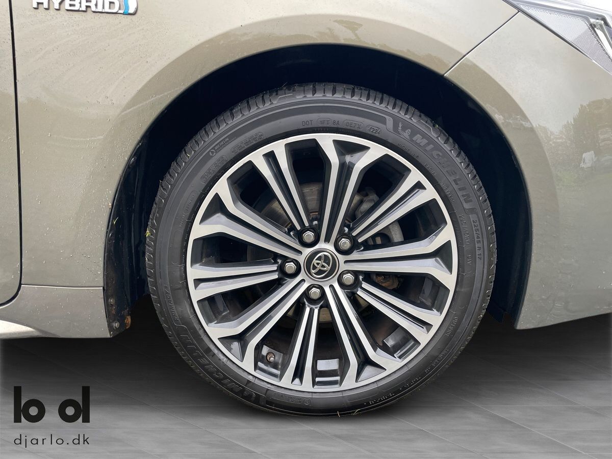 Billede af Toyota Corolla Touring Sports 1,8 Hybrid H3 Premium E-CVT 122HK Stc Trinl. Gear