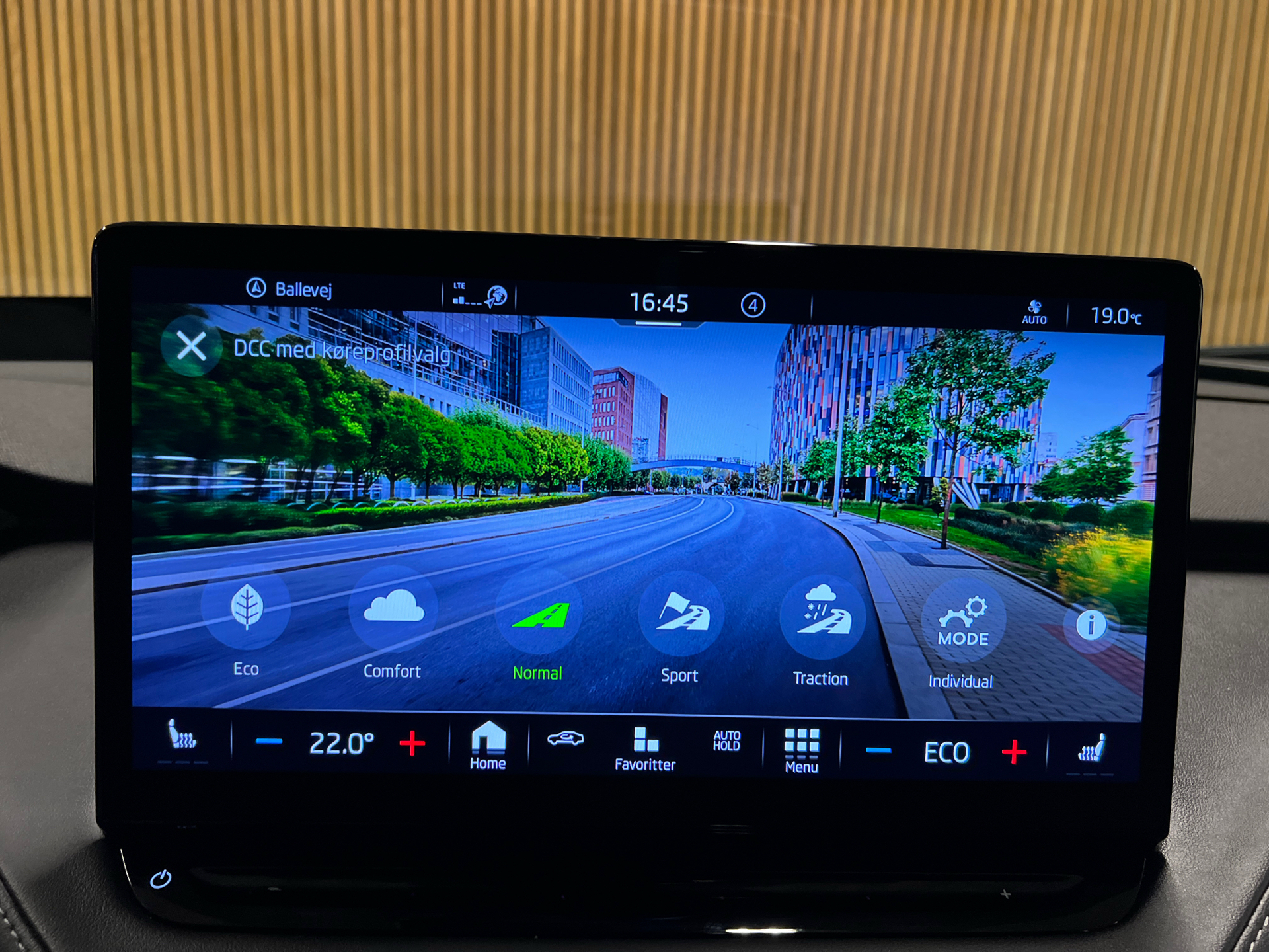 Billede af Skoda Enyaq Coupe iV RS 4x4 299HK 5d Aut.