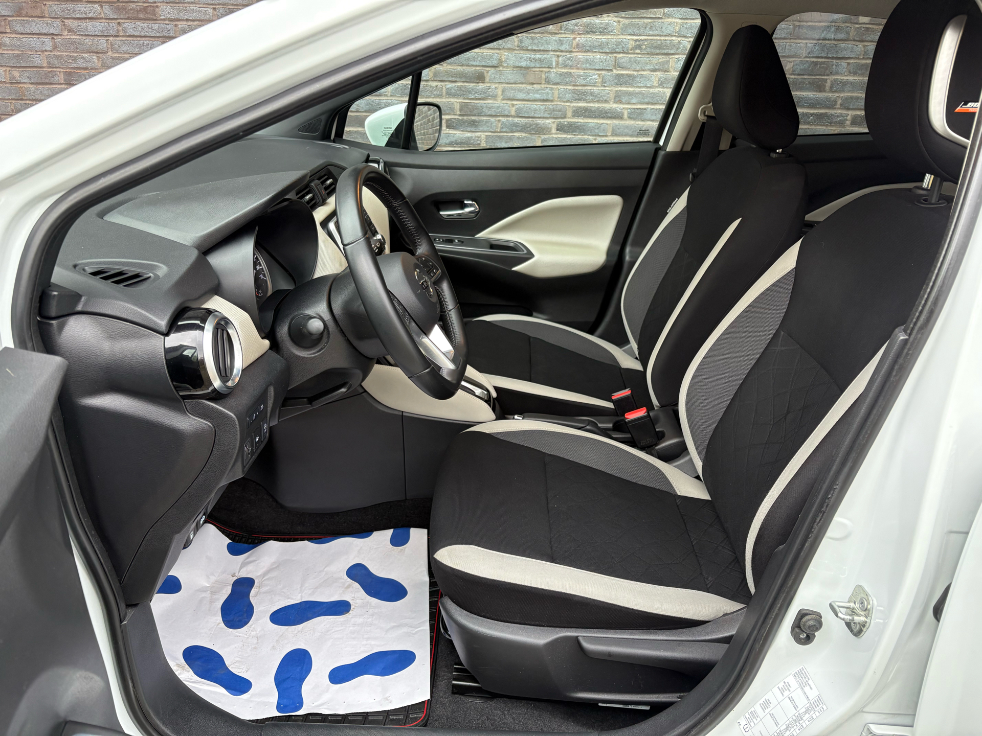 Billede af Nissan Micra 1,0 IG-T N-Connecta X-Tronic 100HK 5d Trinl. Gear