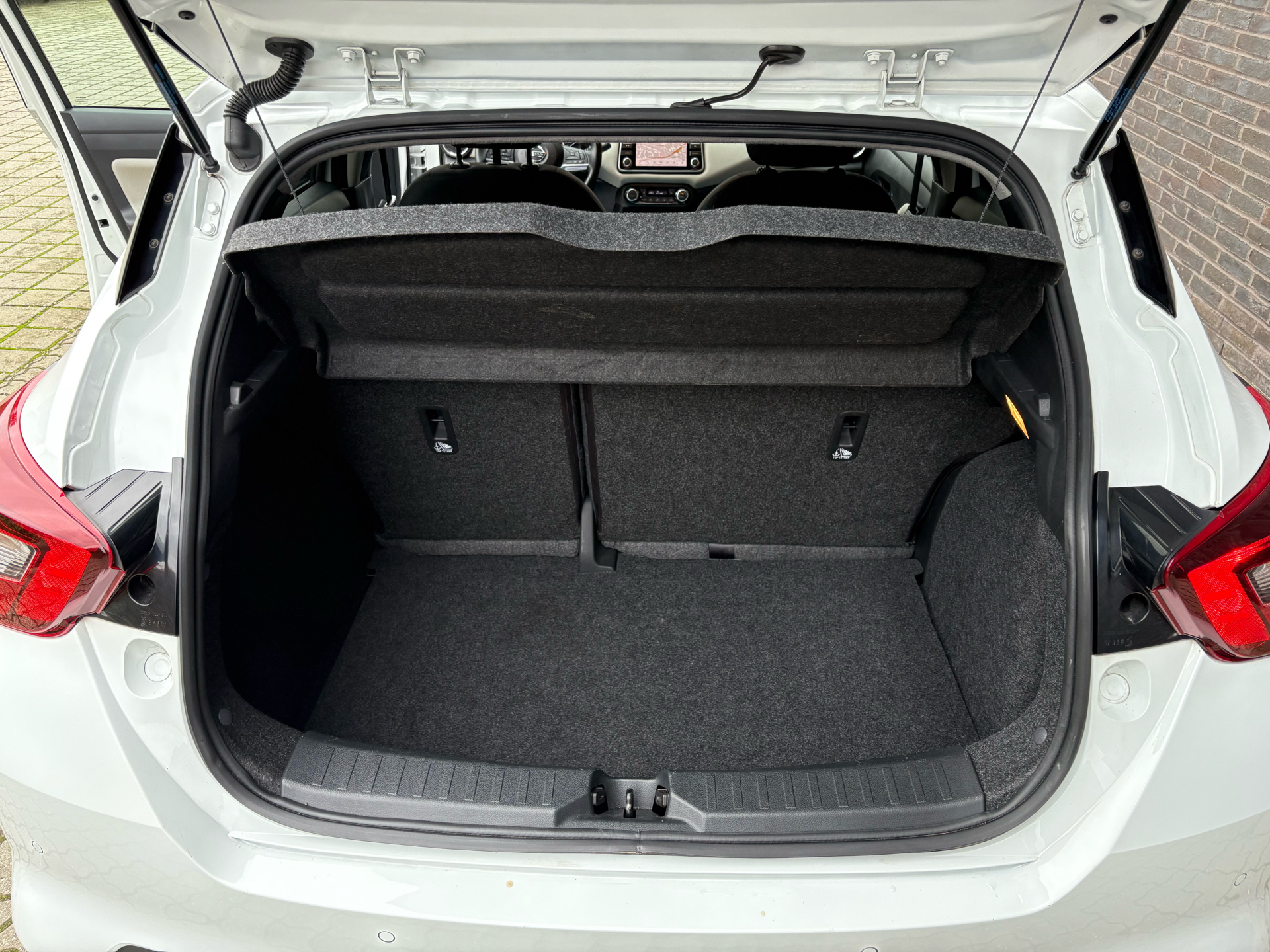 Billede af Nissan Micra 1,0 IG-T N-Connecta X-Tronic 100HK 5d Trinl. Gear