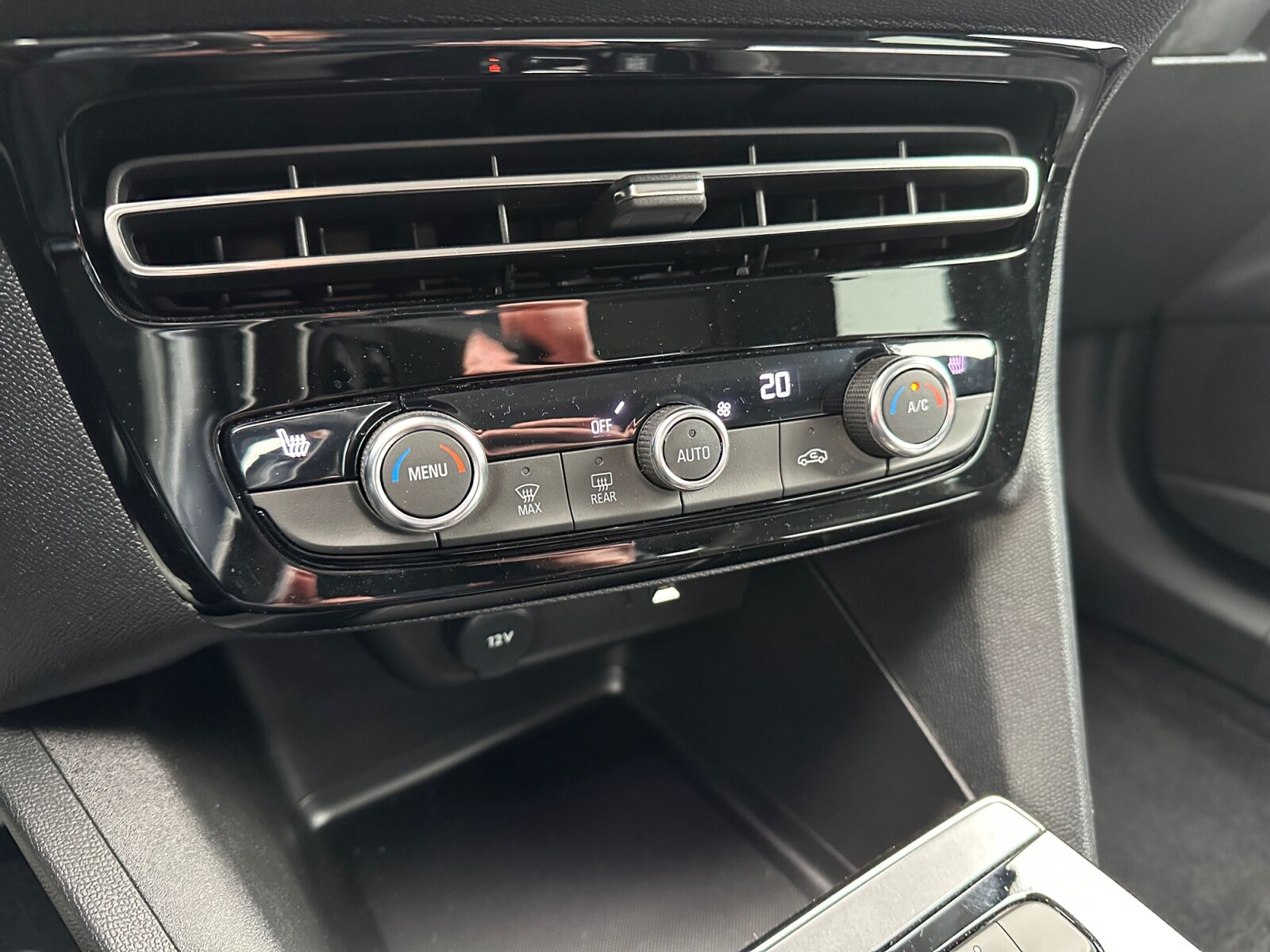 Billede af Opel Mokka-e EL Elegance 136HK 5d Aut.