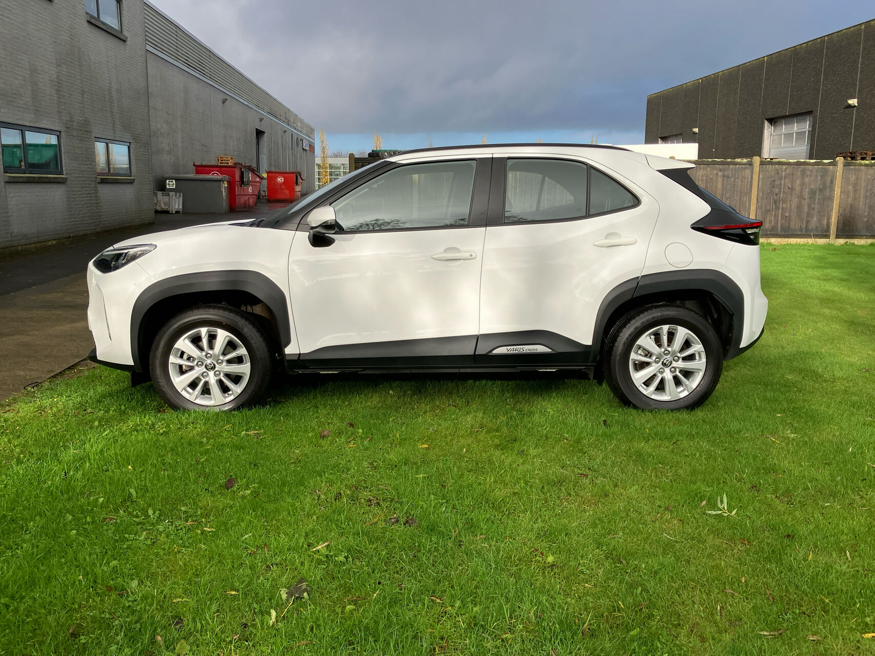 Billede af Toyota Yaris Cross 1,5 Hybrid Active Technology 116HK 5d Trinl. Gear