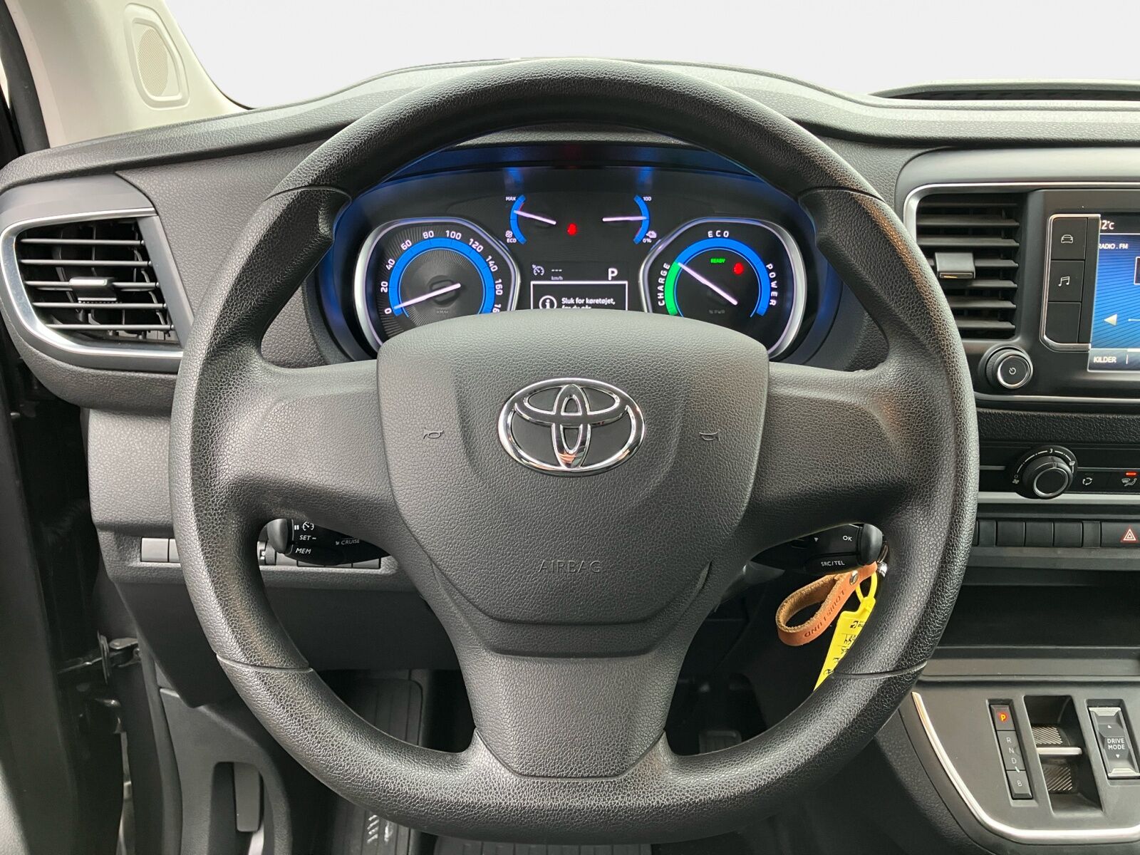 Billede af Toyota Proace Verso Electric Long EL Shuttle To skydedøre 136HK Aut.