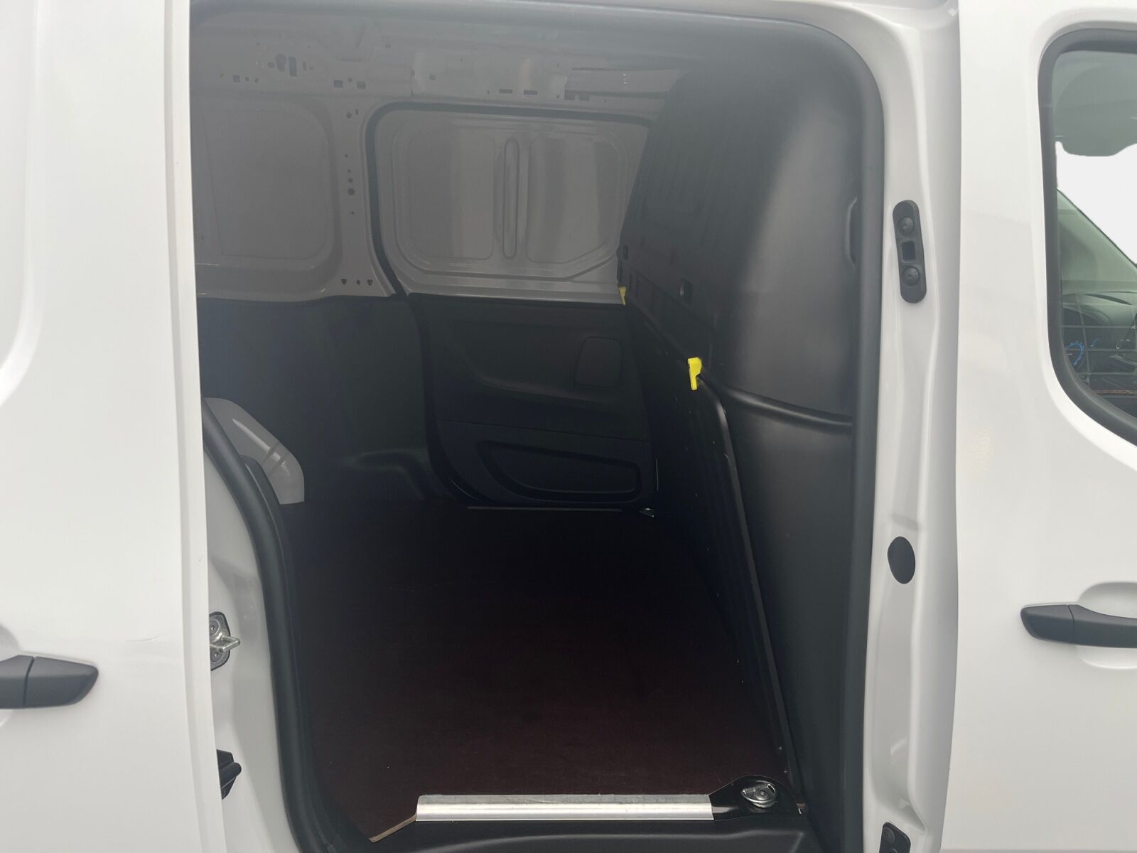 Billede af Toyota Proace City Electric Long EL Comfort 2 Skydedøre 136HK Aut.