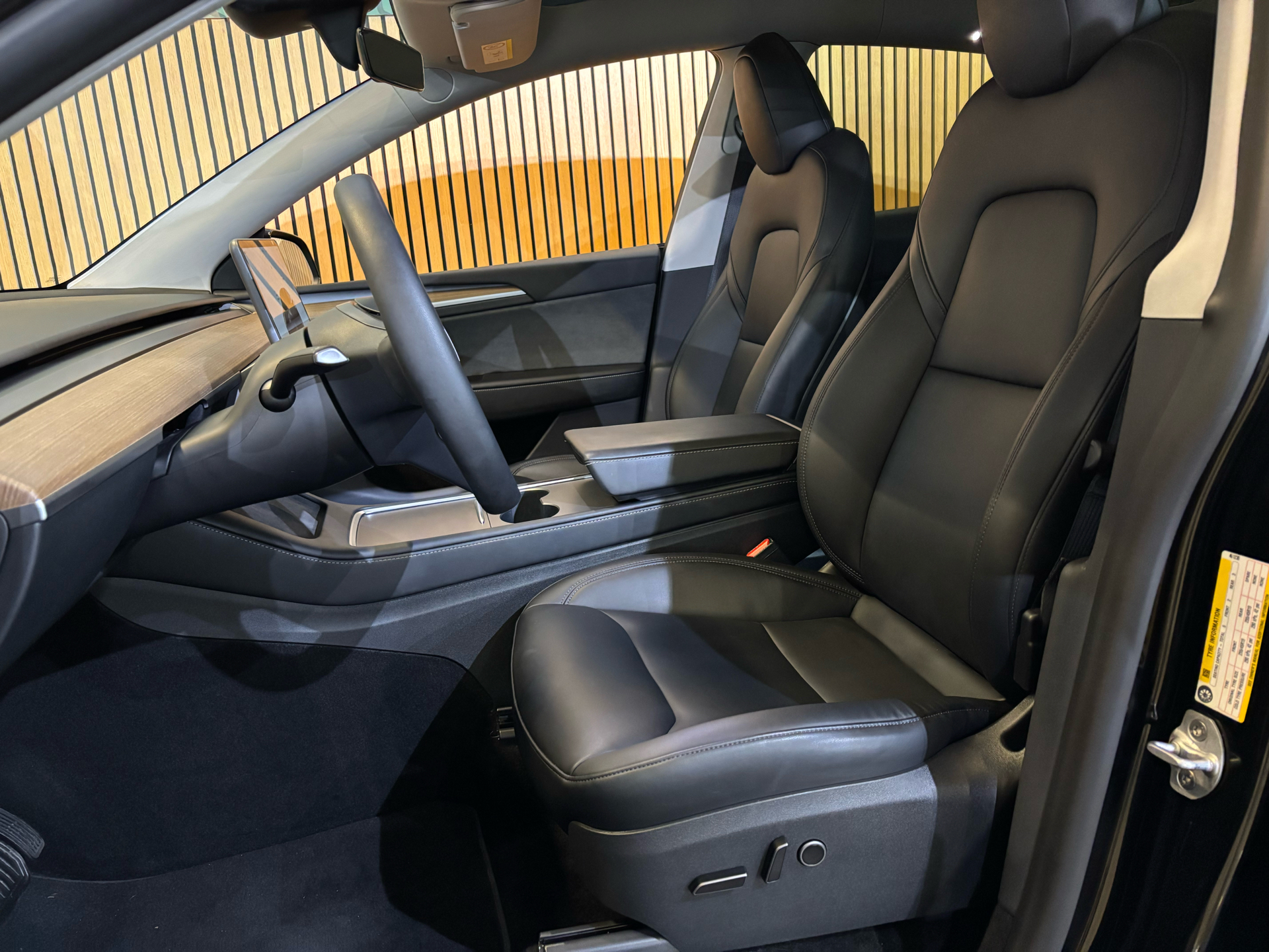 Billede af Tesla Model Y EL RWD 299HK 5d Aut.