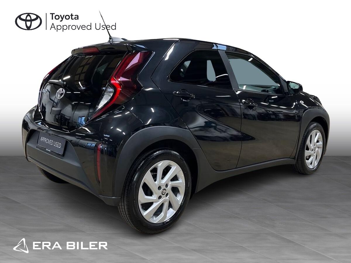 Billede af Toyota Aygo X 1,0 VVT-I Active 72HK 5d
