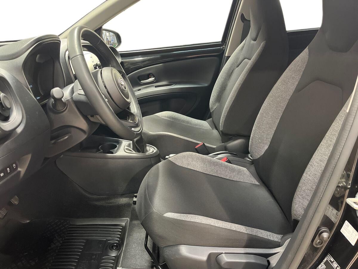 Billede af Toyota Aygo X 1,0 VVT-I Active 72HK 5d