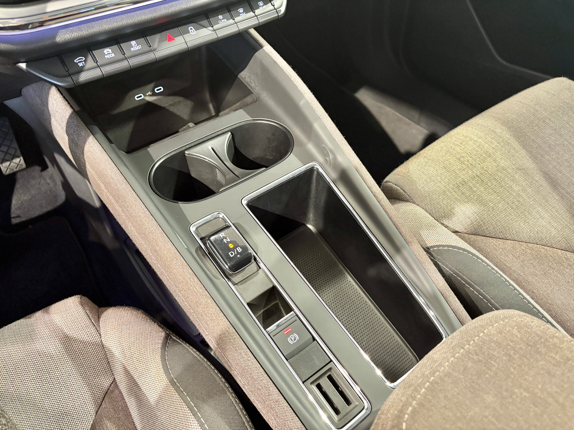 Billede af Skoda Enyaq 80 iV Design Selection Suite 204HK 5d Aut.