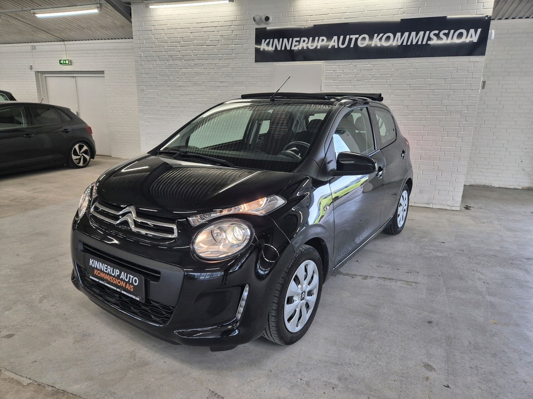 Billede af Citroën C1 1,0 VTi Airscape Iconic start/stop 68HK 5d