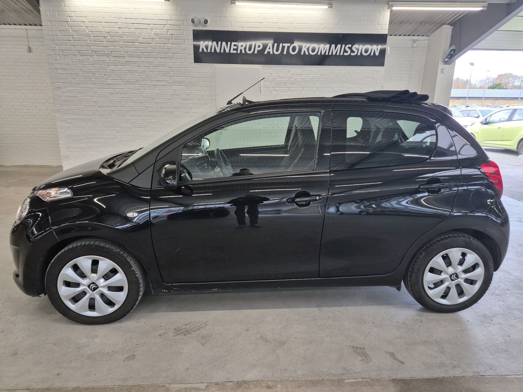 Billede af Citroën C1 1,0 VTi Airscape Iconic start/stop 68HK 5d