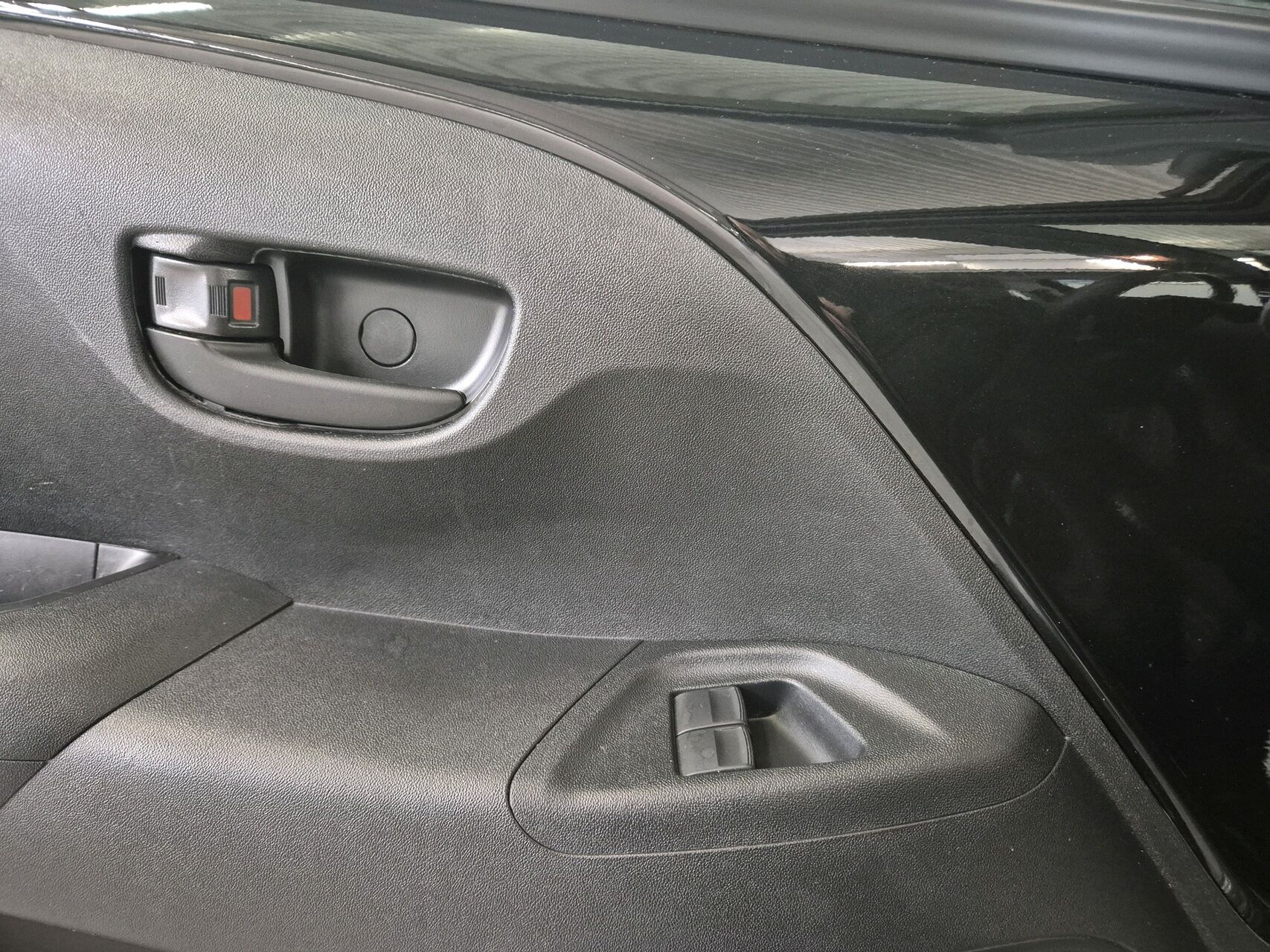 Billede af Citroën C1 1,0 VTi Airscape Iconic start/stop 68HK 5d