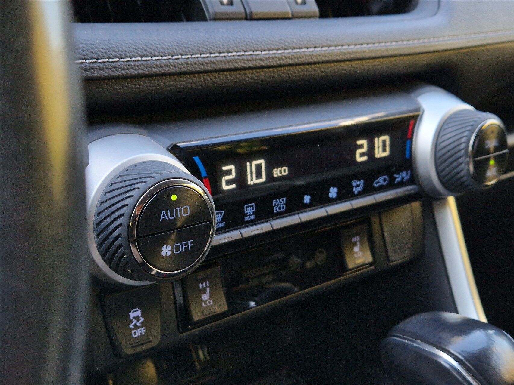 Billede af Toyota RAV4 2,5 Hybrid H4 218HK 5d 6g Aut.