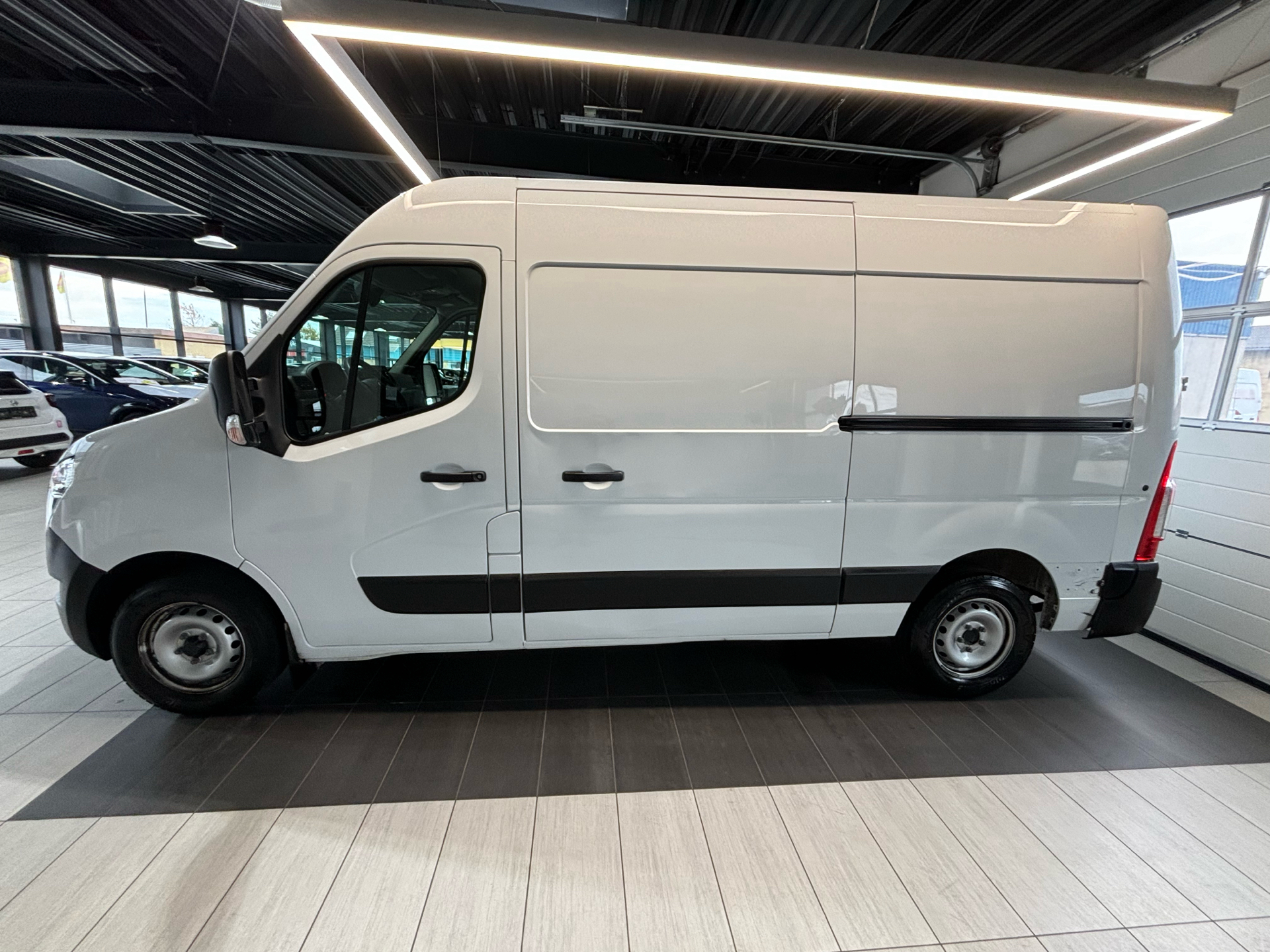 Billede af Nissan Interstar L2H2 2,3 DCi N-Connecta 150HK Van 6g