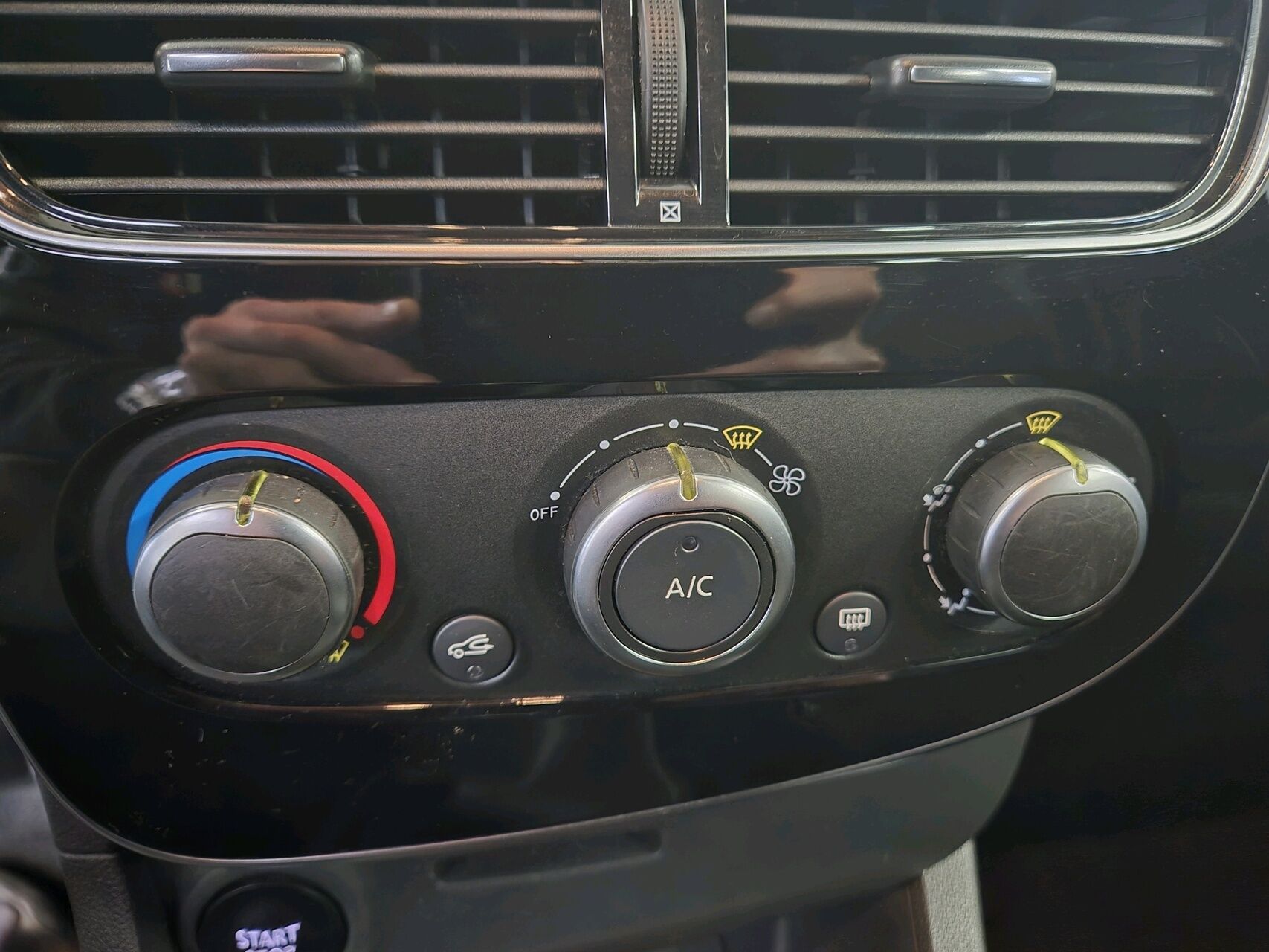 Billede af Renault Clio Sport Tourer 0,9 Energy TCe Zen 90HK Stc