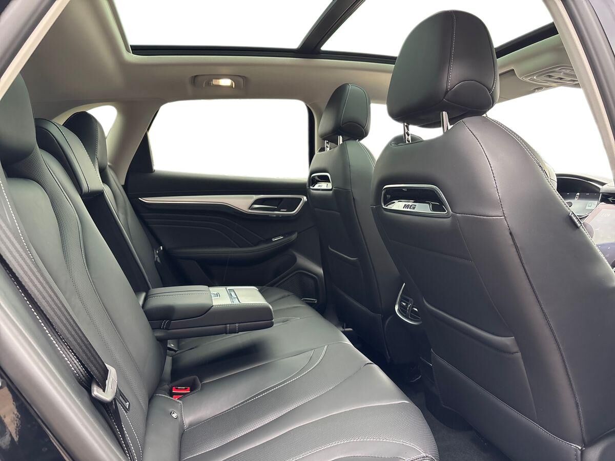 Billede af MG Marvel R EL Performance 4x4 288HK 5d Aut.