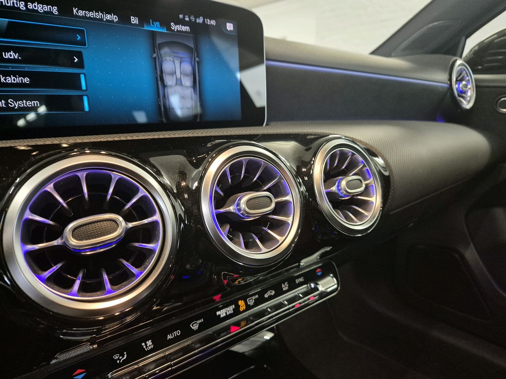 Billede af Mercedes-Benz A200 d 2,0 D AMG Line 8G-DCT 150HK 5d 8g Aut.