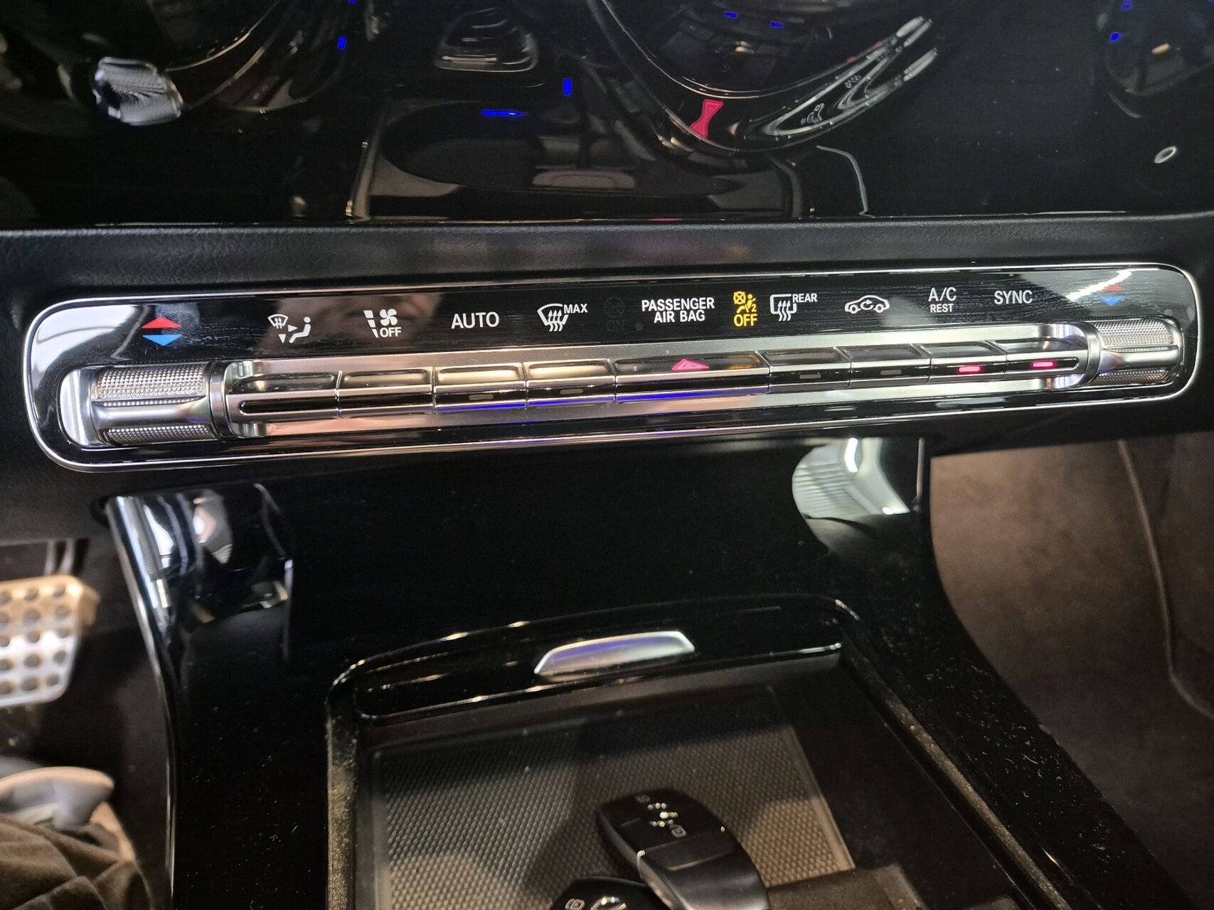 Billede af Mercedes-Benz A200 d 2,0 D AMG Line 8G-DCT 150HK 5d 8g Aut.